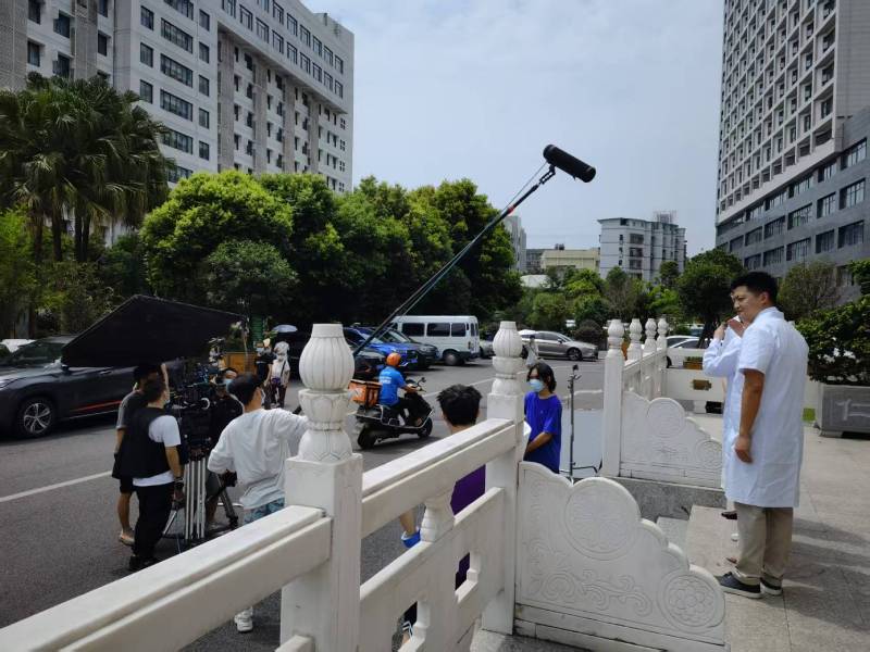 西夏区广告片拍摄公司低成本实现高规格制作的诀窍